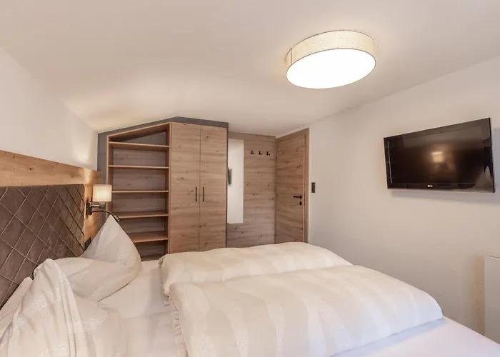 Jaegerhof Apartman *