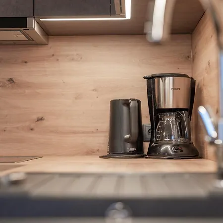 杰戈尔霍夫堡公寓 公寓 *